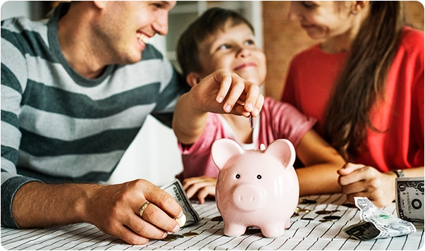 Legătura nevăzută dintre relațiile cu părinții și obiceiurile tale financiare